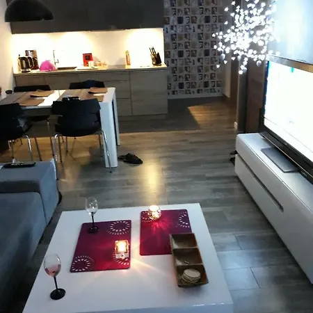 303 Z Garazem Osiedle Polanki Apartamento